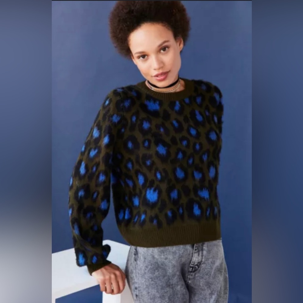Green and Blue leopard print sweater